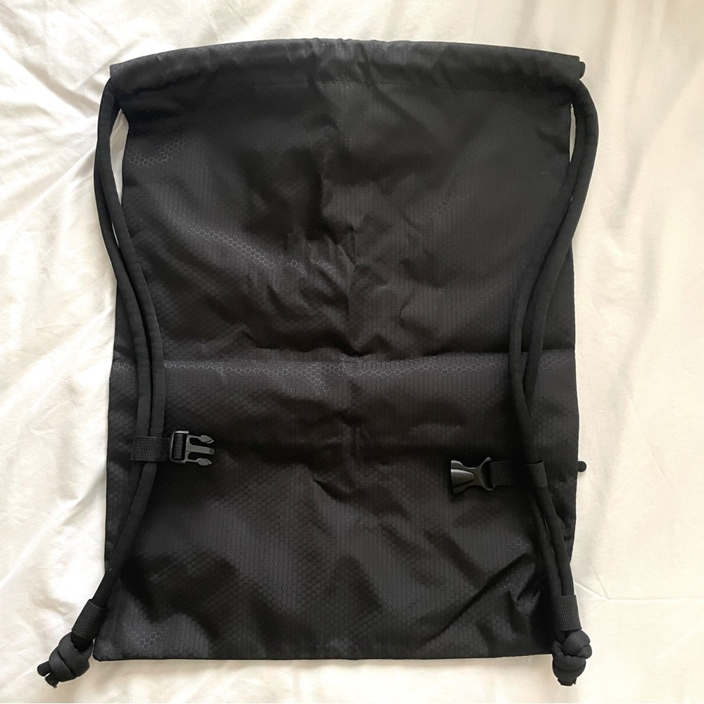 【Shokz】Drawstring bag - Picture 2 of 4